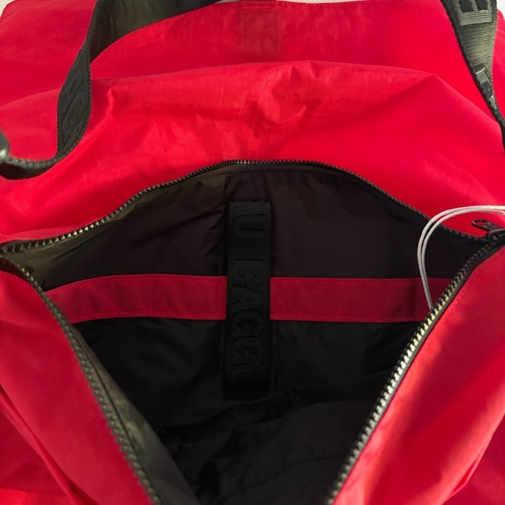 NWT BAGGU Nylon Messenger Bag - Picture 9 of 13